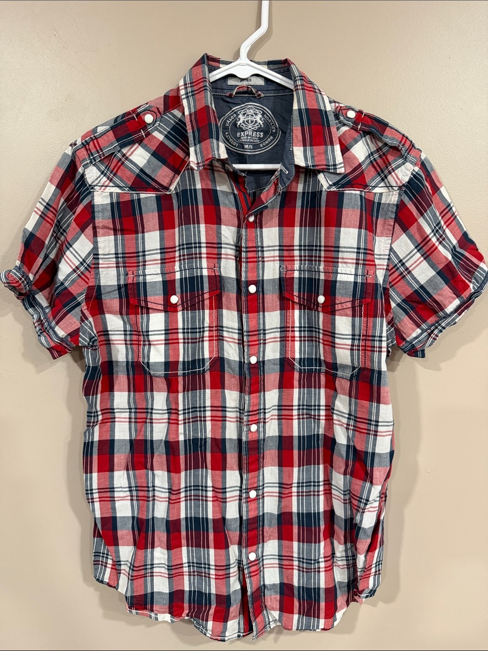 Express fitted Red and Navy Plaid Short Sleeve Button-Down Shirt medium